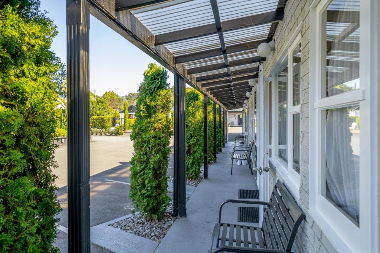 Amble Inn Motel Мастертон Екстер'єр фото